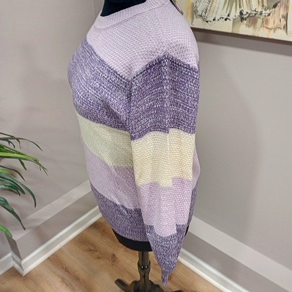 NWTS Plus Size Zenana Purple Color Block Woven Pullover Sweater - Picture 4 of 12